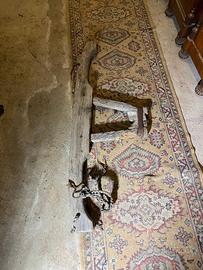 Antico giogo per buoi
