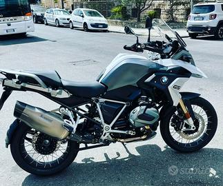 r1250 2022