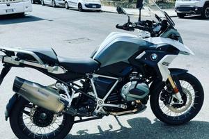 r1250 2022