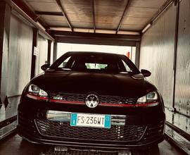 Volkswagen Golf 7 GTI