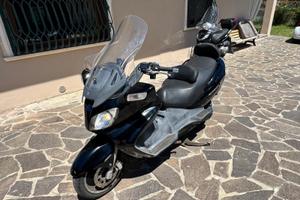 SUZUKI Burgman 650