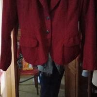 Giacca leggera rosso granata bottoni gioiello 