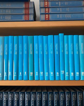 Enciclipedia / Volumi Nuova Elettronica