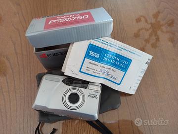Fotocamera vintage Yaschica power zoom 750