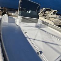 Barc nuova BluMax 23 open con tutti gli accessori.