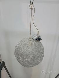 Pendant light a sfera intrecciata in alluminio