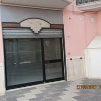 Locale commerciale-ufficio