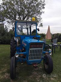 Ford 2000