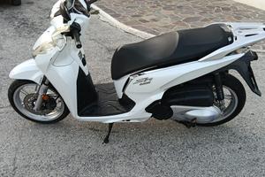 Honda SH300