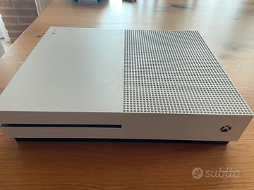 Xbox One  Series S 1TB + 2 controller + 14 giochi