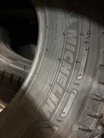 N.4 pneumatici MICHELIN 195/70 R15
