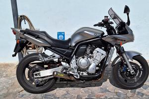 YAMAHA FAZER 1000 storica