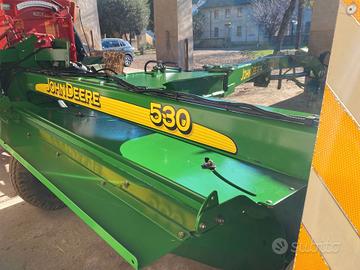 FALCIATRICE USATA MARCA JOHN DEERE MODELLO 530 TRA