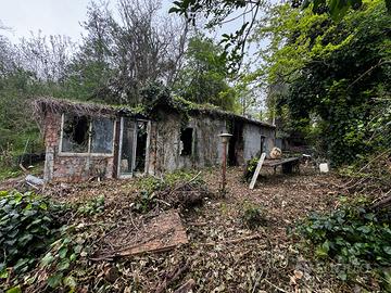 Rudere Indipendente con 4.600mq di Terreno