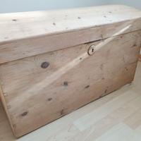 Baule in abete massello di in. '900 fatto a mano