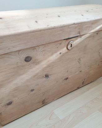 Baule in abete massello di in. '900 fatto a mano