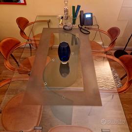 tavolo  in cristallo