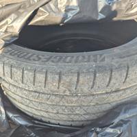 Bridgestone 225 45 R18 Gomme Estive