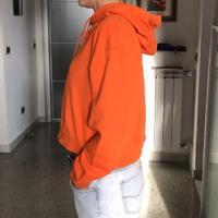 Felpa con cappuccio da donna. Taglia M