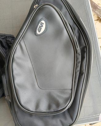 coppia di Borse GIVI + copertura anti pioggia 

