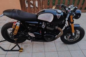 Triumph truxton 1200R