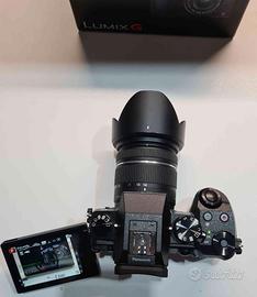 Lumix G70 con 14-42, 2 batterie, Sd 64GB e borsa