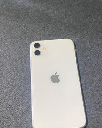 iPhone 11 White 128GB – iOS 18 + 3cover