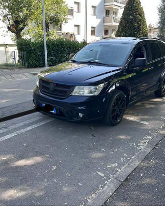 Fiat.  Fremont sette posti cambio manuale.