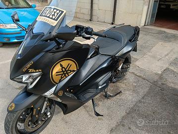 Yamaha t-max 530