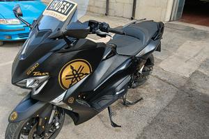 Yamaha t-max 530