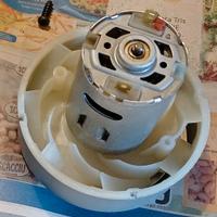 motore scopa elettrica Ariete senza filo cordless