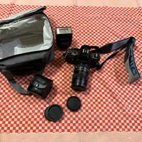 Macchina fotografica analogica Yashica FX-D