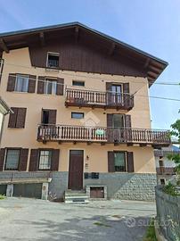 3 LOCALI A AOSTA