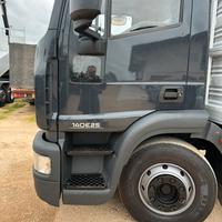 Iveco 140/25 a carrellone euro 5