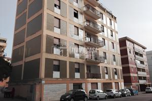 Via Alivia. Trilocale con posto auto