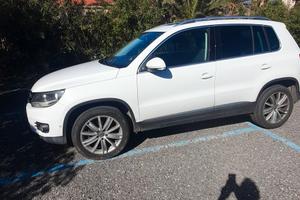  Volkswagen Tiguan 2.0 4monion