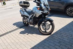 Suzuki V Strom DL 650 - 2004