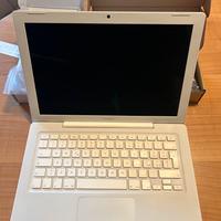 MacBook White 13”