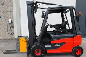 Carrello elevatore elettrico Linde E25-01