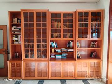 Elegante libreria professionale ,  scrivania