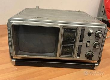 Tv/radio epoca famosa marca McLaren