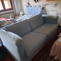 divano letto azzurro