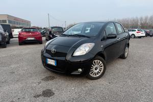 Toyota Yaris 1.0 5 porte Sol
