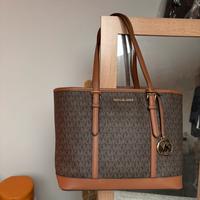 Borsa  MK