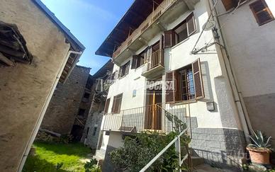 SOLUZIONE INDIPENDENTE CON GIARDINO PRIVATO A CAMP