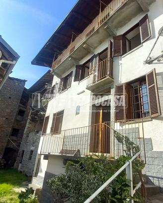 SOLUZIONE INDIPENDENTE CON GIARDINO PRIVATO A CAMP