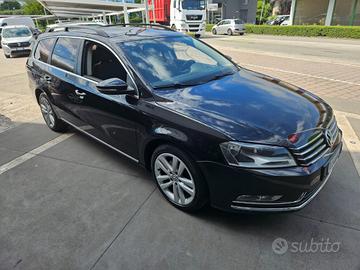 VOLKSWAGEN Passat Var. 2.0 TDI DSG Comfort. BM.T