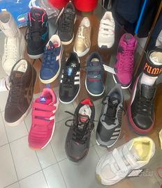 Stock scarpe sportive