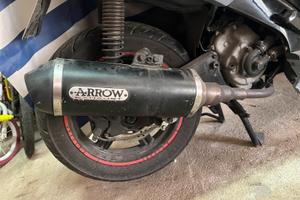Scarico arrow