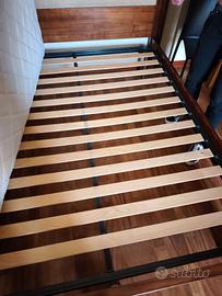 Camera da letto in legno